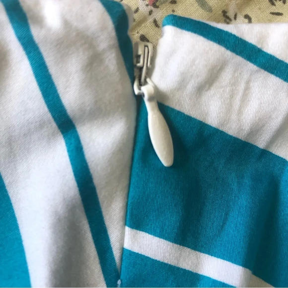 5/$25 
Talbots Floral Skirt Turquoise White 8 Stripes Flower  Side Zipper - Picture 8 of 8